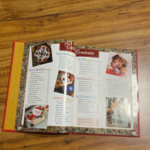 Christmas Magic Plastic Canvas Book The Needlecraft Shop - Picture 14 of 16